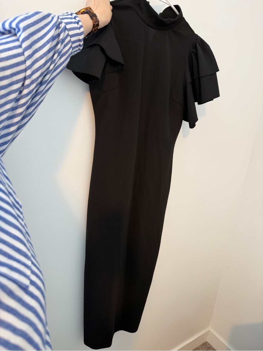 SHEIN Black Ruffle-Sleeve Midi Dress